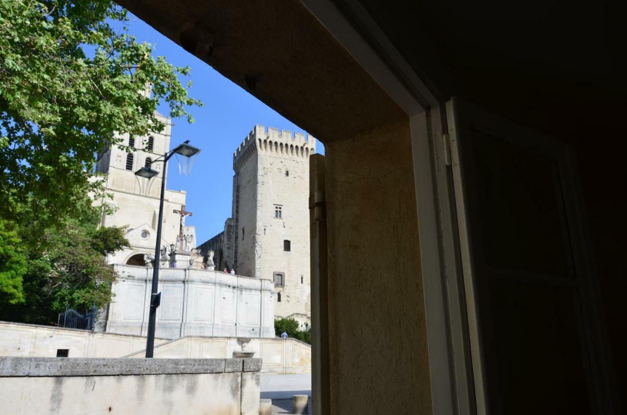 Appartamento Face Au Palais Des Papes Avignone Esterno foto